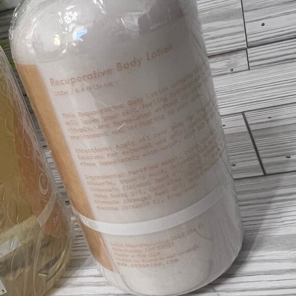 NEW Crisp 08 Spiced Vanilla Recuperative Shower Gel and Body Lotion Gift Set - Picture 12 of 13